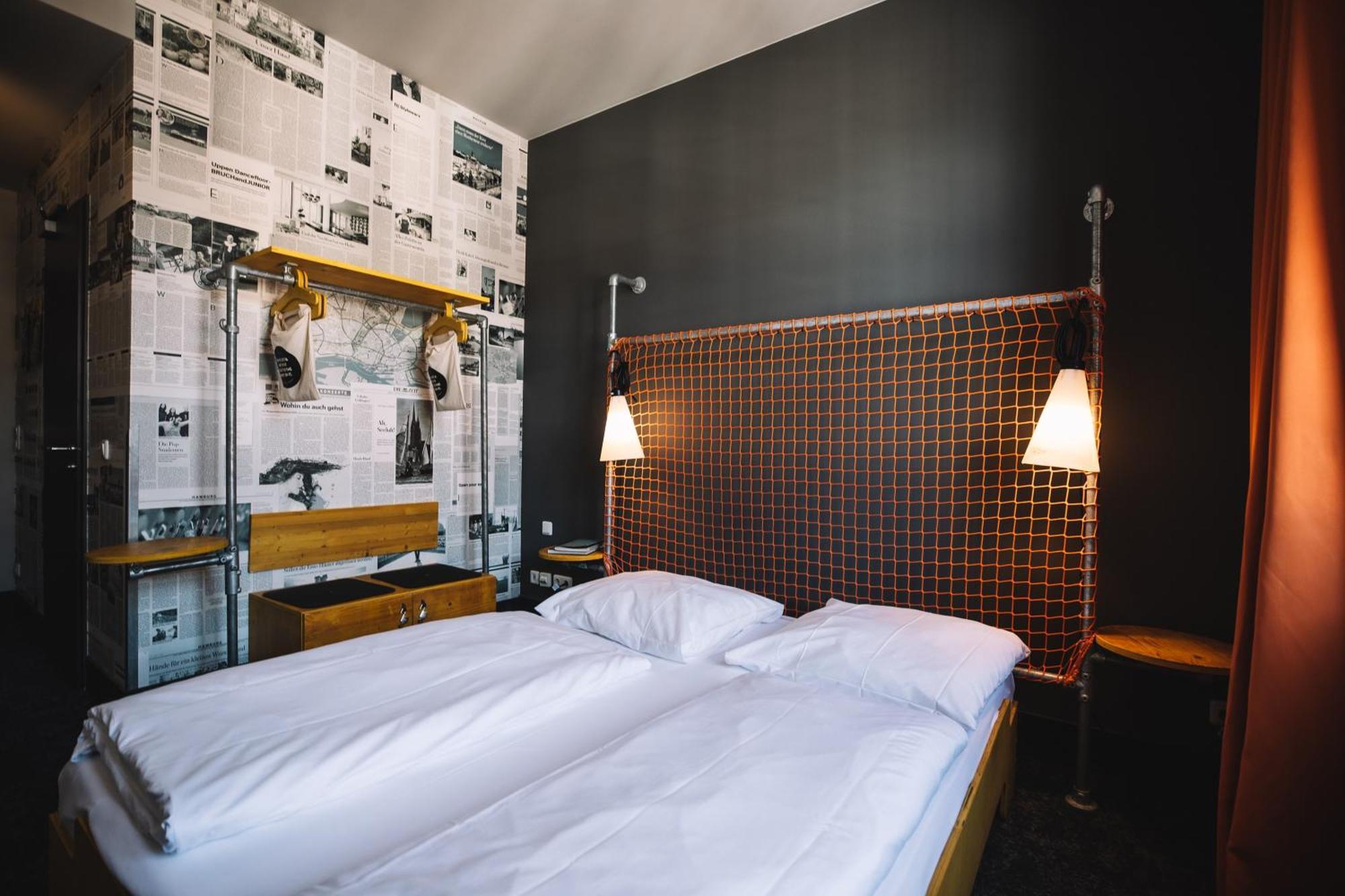 Hotel Superbude St.pauli 3*